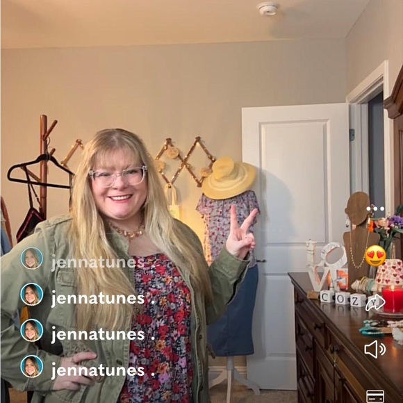 4/25 Seasonal Showcase : Summer Edition ☀️ 🌼 🌊 - Picture 10 of 11